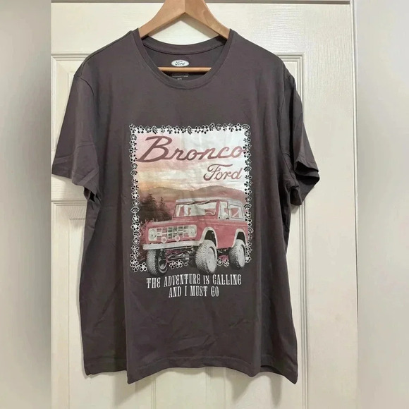 Ford Graphic  Tshirt - Picture 2 of 5